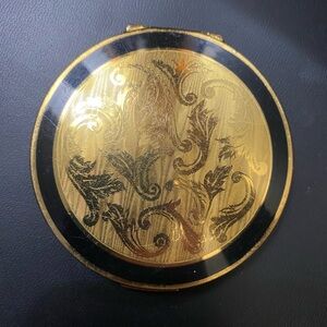 Vintage Stratton mirror Compact